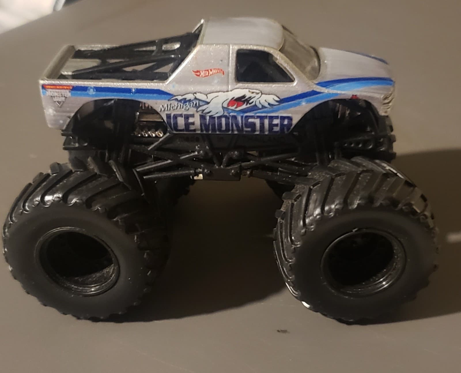 Hot Wheels 1:64 Scale Monster Jam MICHIGAN ICE MONSTER Truck Silver Pickup - Image 1