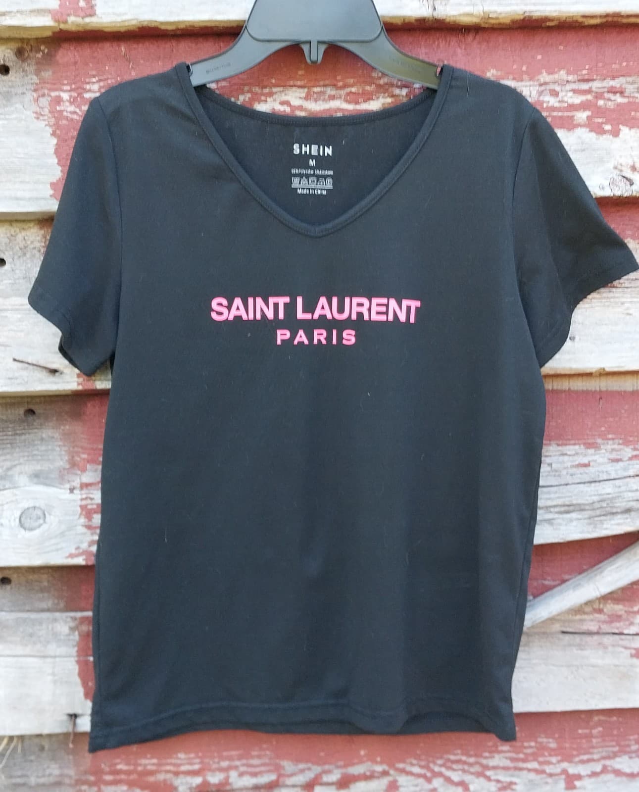 Shein. "Saint Laurent Paris" Black T-Shirt - Image 1