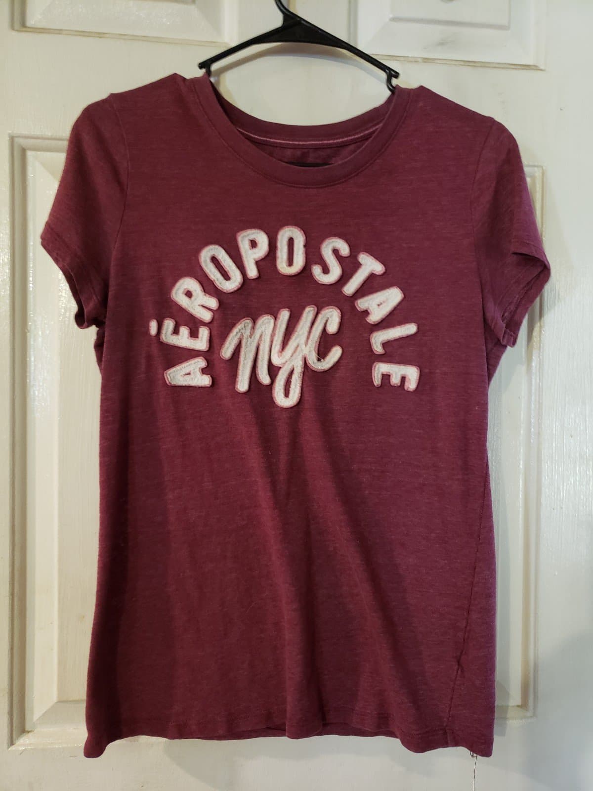 Aeropostale Women's Maroon T-shirt - Image 1