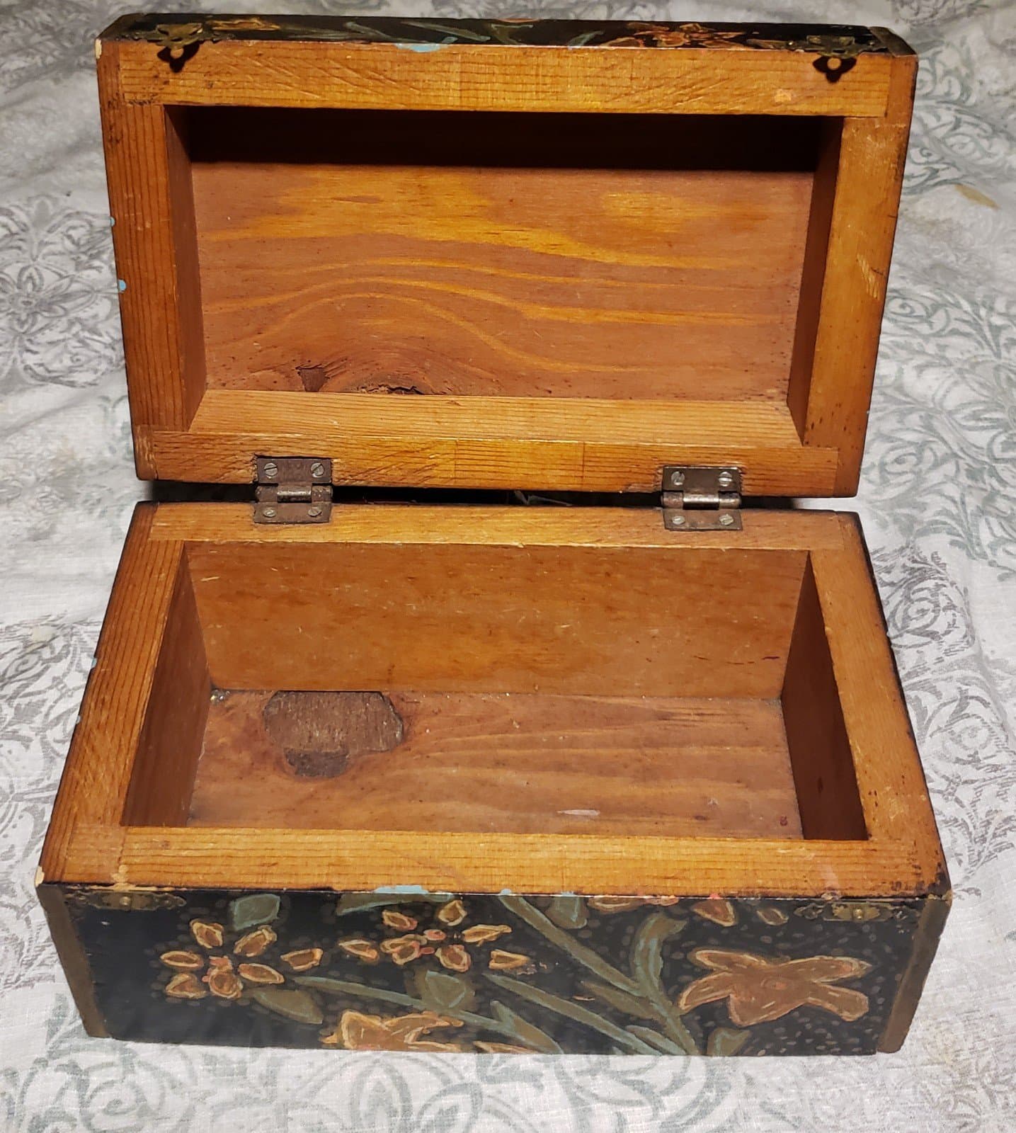 Antique Painted Wooden Box - Thumbnail 5