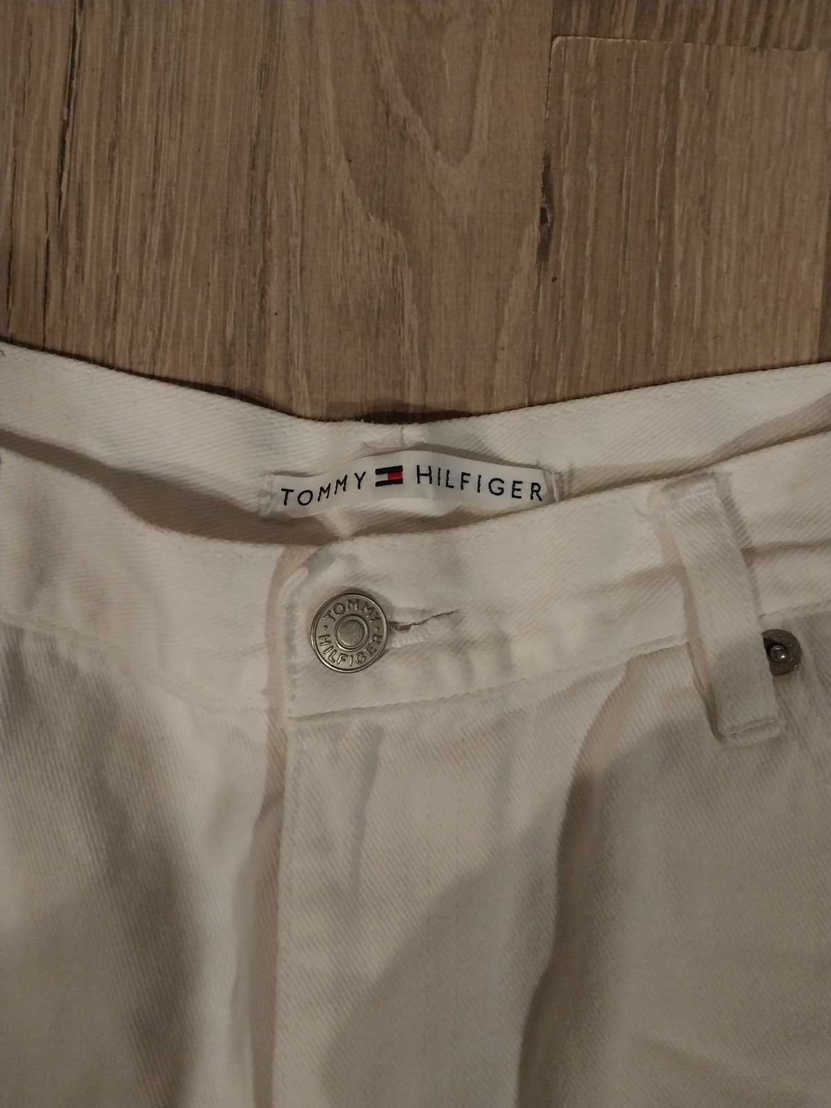 Tommy Hilfiger white jean shorts - Thumbnail 2