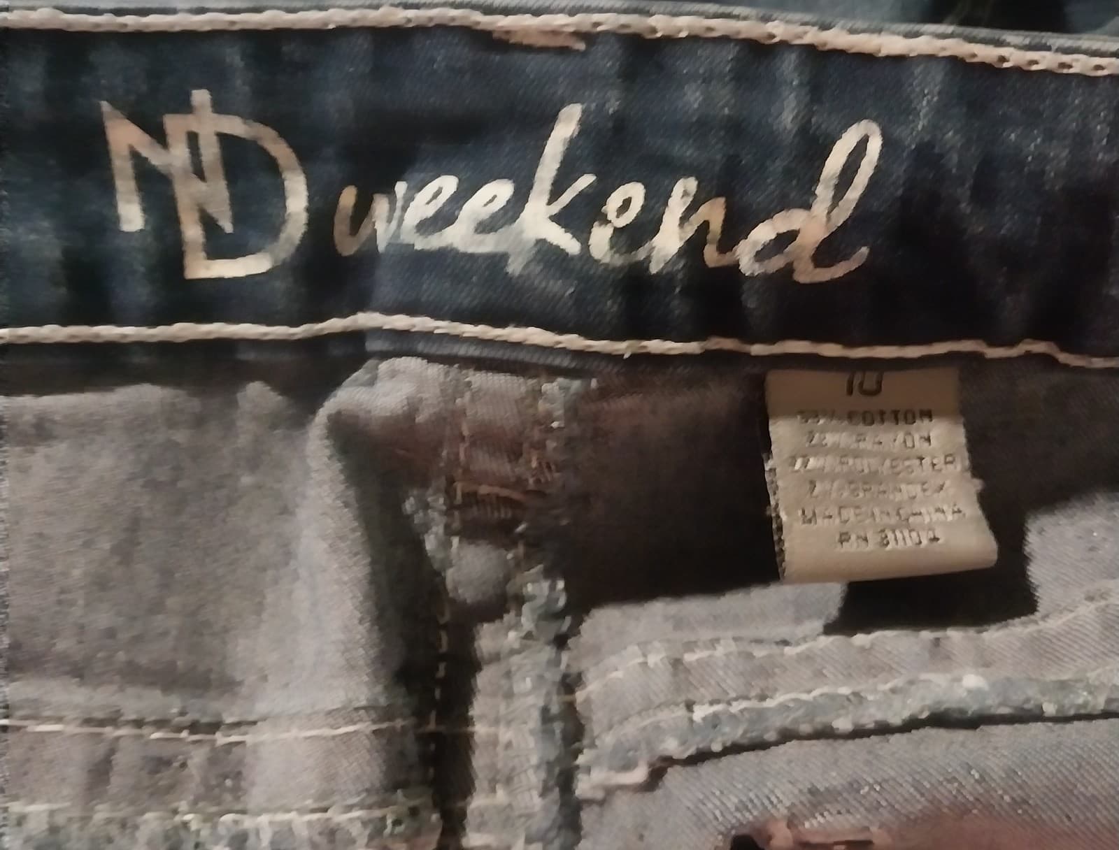 ND Weekend Capri Jeans Blue Denim Women's Embroidered Back Stretch. Size 10 - Thumbnail 7