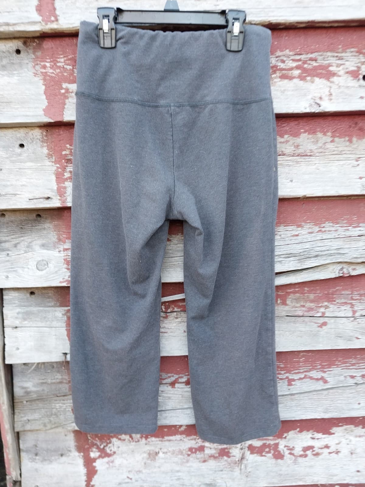 Reebok Wide Leg Capri Design. Size Small - Thumbnail 2