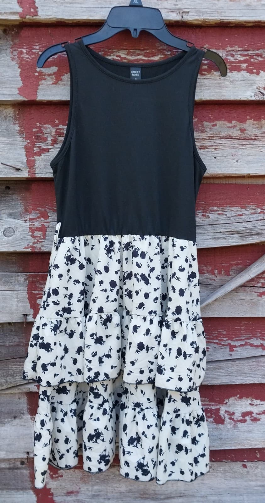 Emery Rose. Plain and Floral Contrast Dress. Size Medium. Never Worn. - Thumbnail 4