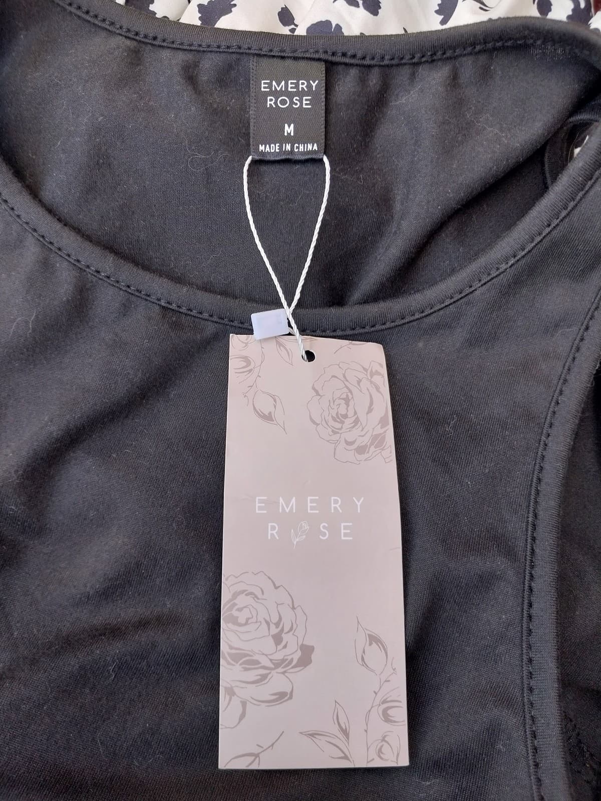 Emery Rose. Plain and Floral Contrast Dress. Size Medium. Never Worn. - Thumbnail 7