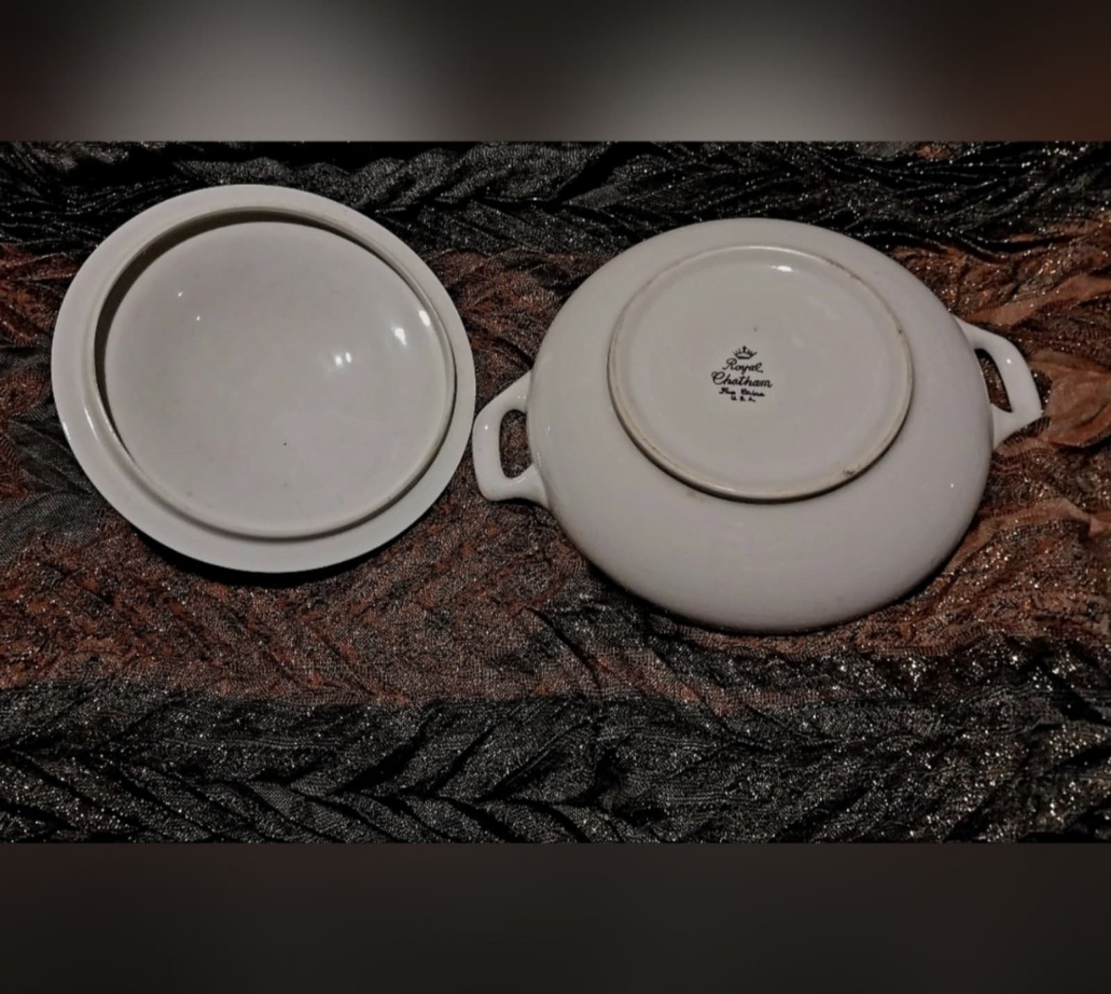 Royal Chatham Fine China. Elegant white & gold ceramic dish with lid - Thumbnail 3