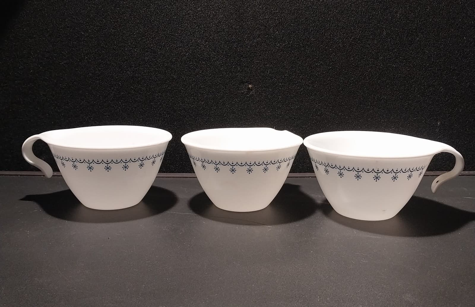 3 CORELLE HOOK HANDLE Finger Mugs "Snowflake Blue" Series - Image 1