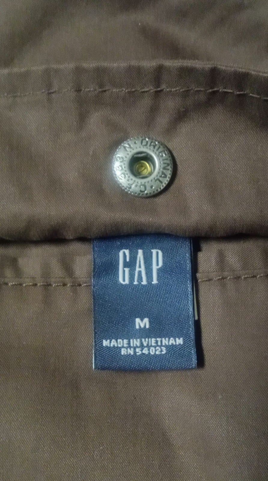 Gap Women's Reversible Brown Faux Fur Vest Jacket. Never been worn. - Thumbnail 5