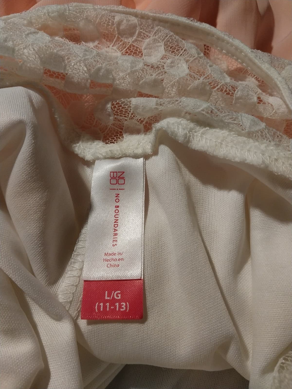 No Boundaries. Sleeveless Peach Color Dress With White Lace. Size Large(11-13) - Thumbnail 6