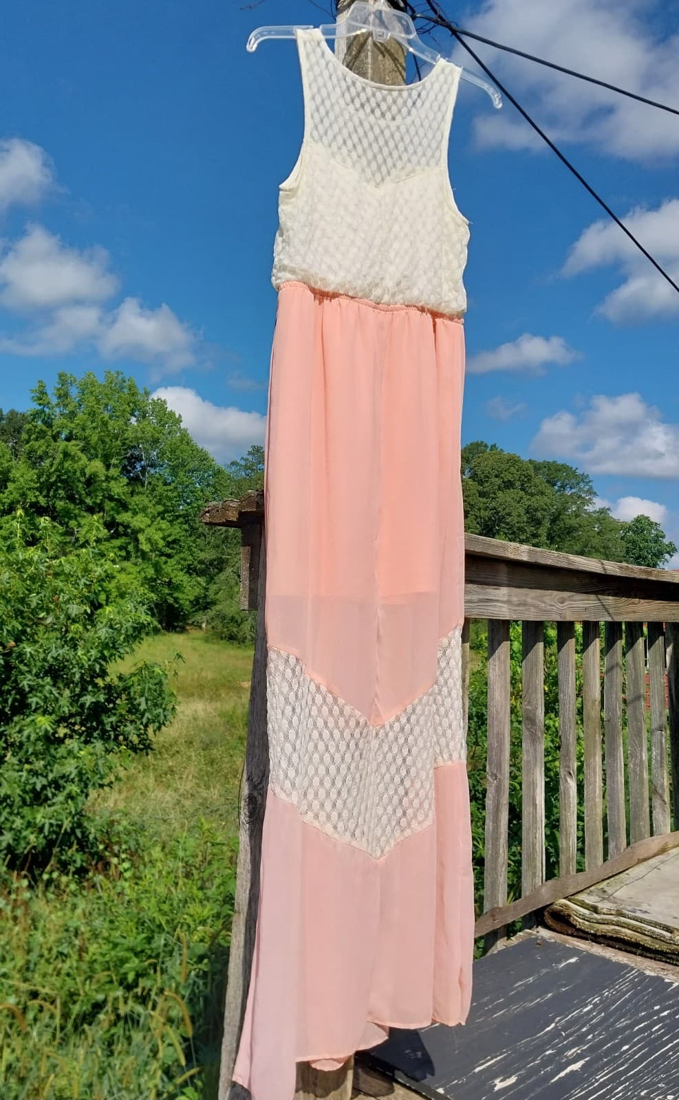 No Boundaries. Sleeveless Peach Color Dress With White Lace. Size Large(11-13) - Thumbnail 5