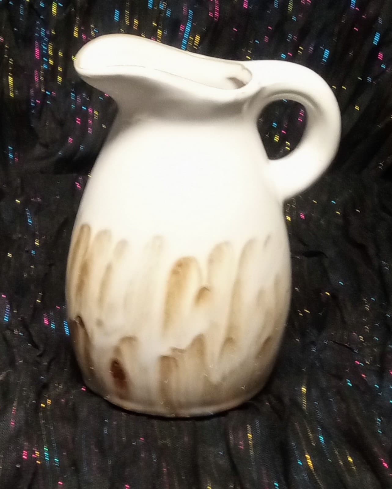 Vintage White And Gold 6" Pitcher & Matching Bird Figurine 4" - Thumbnail 4