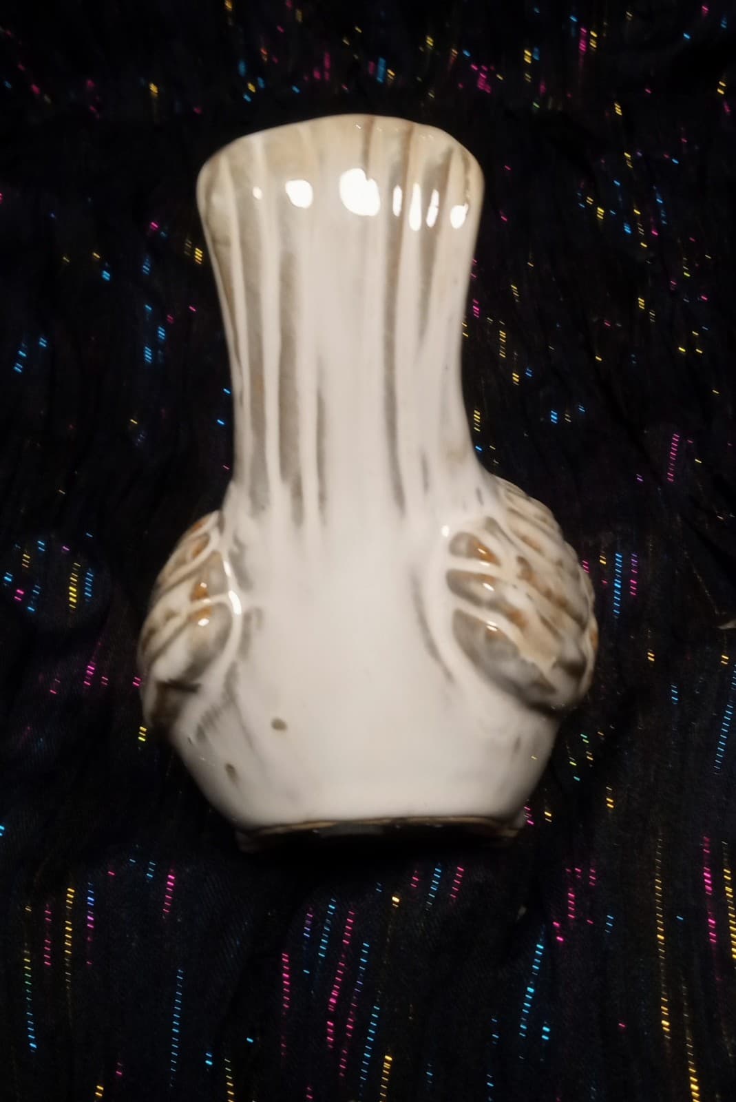 Vintage White And Gold 6" Pitcher & Matching Bird Figurine 4" - Thumbnail 7