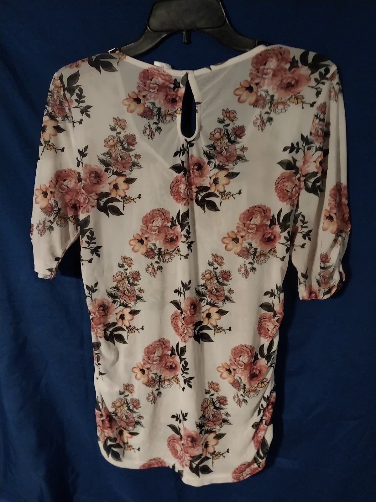 NO BOUNDARIES White Floral Sheer Top - Thumbnail 2