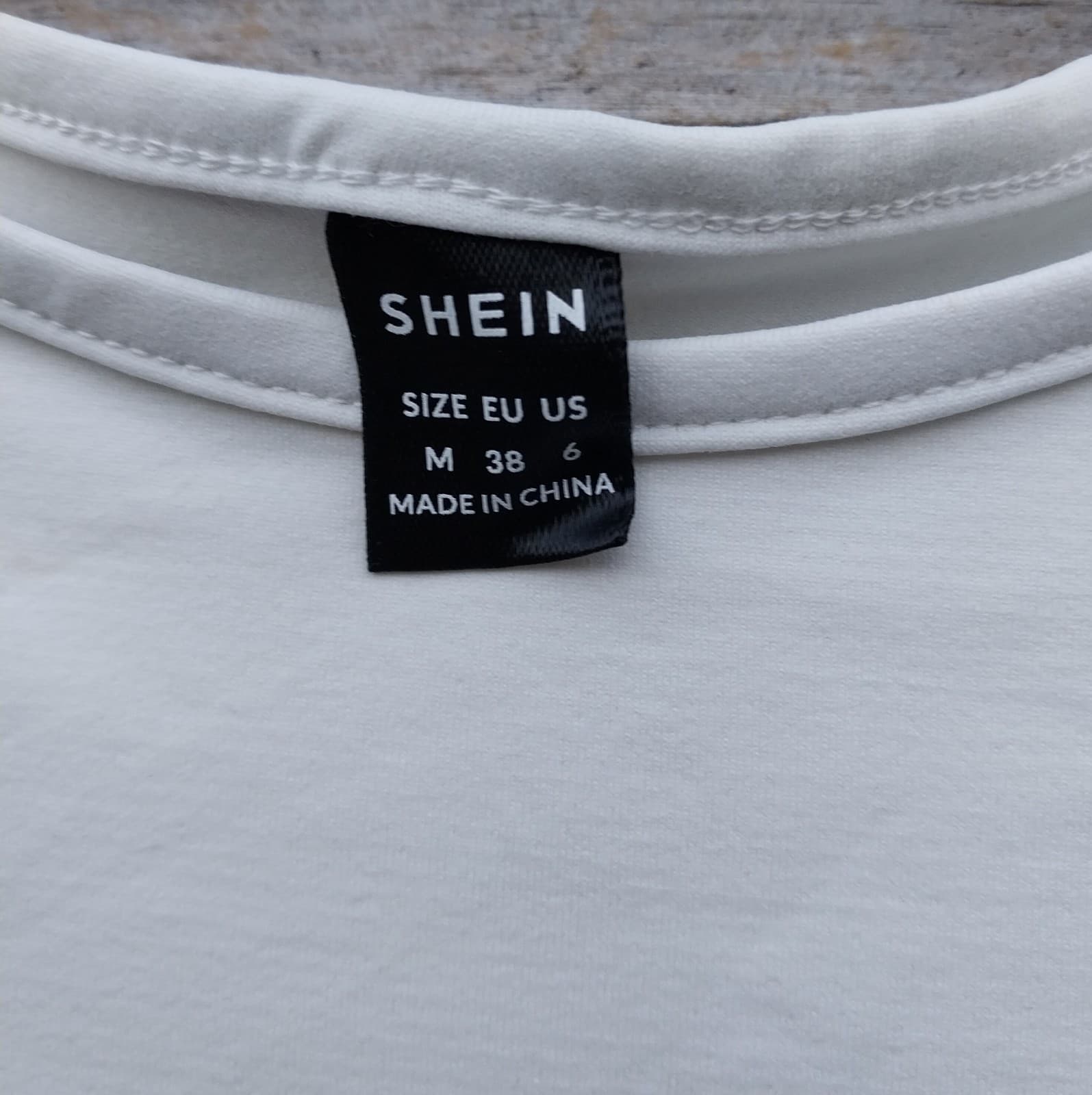 Shein Red & White Mesh Ruched Dress. Size Medium - Thumbnail 5