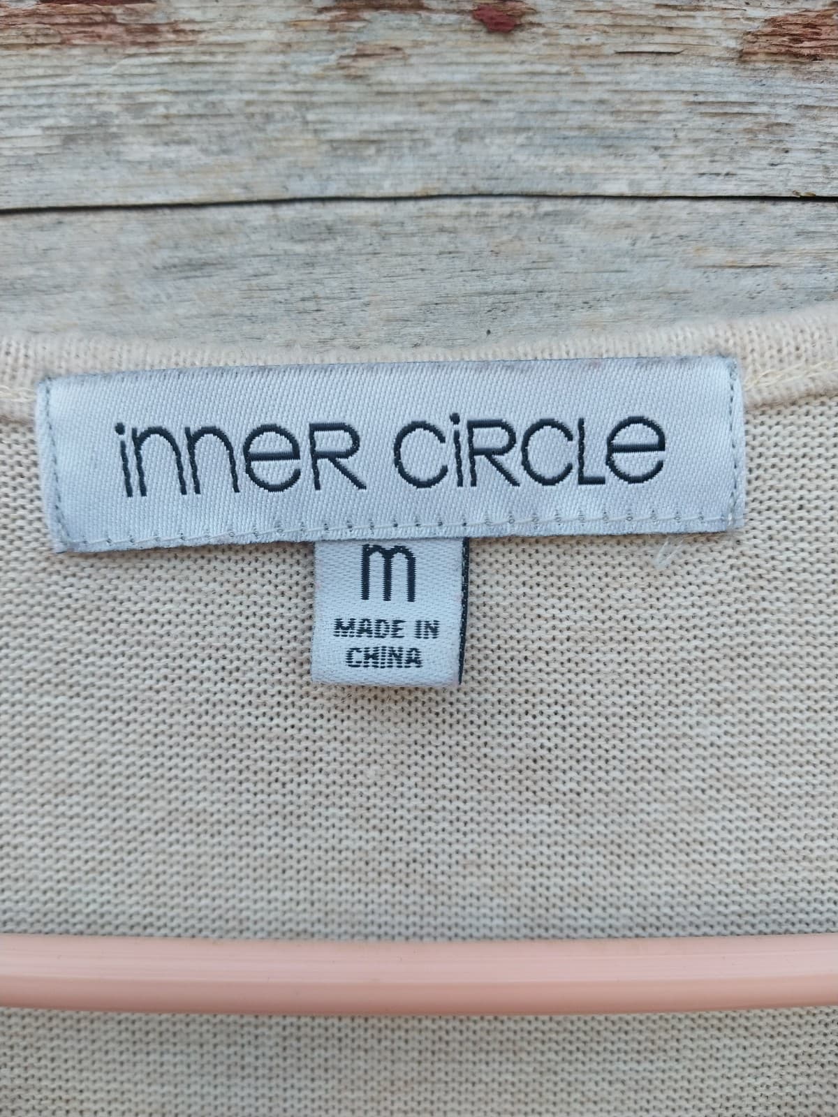 Inner Circle short sleeved top with criss cross design in each shoulder - Thumbnail 2