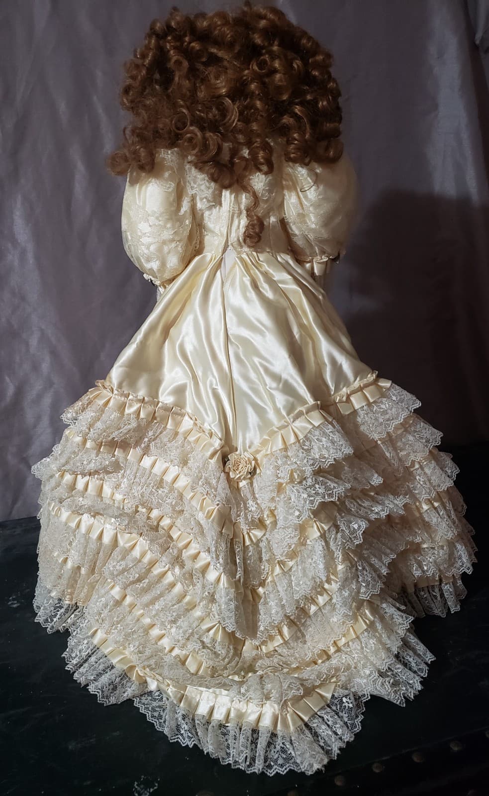 Lady anne "Tiffany" porcelain doll - Thumbnail 8