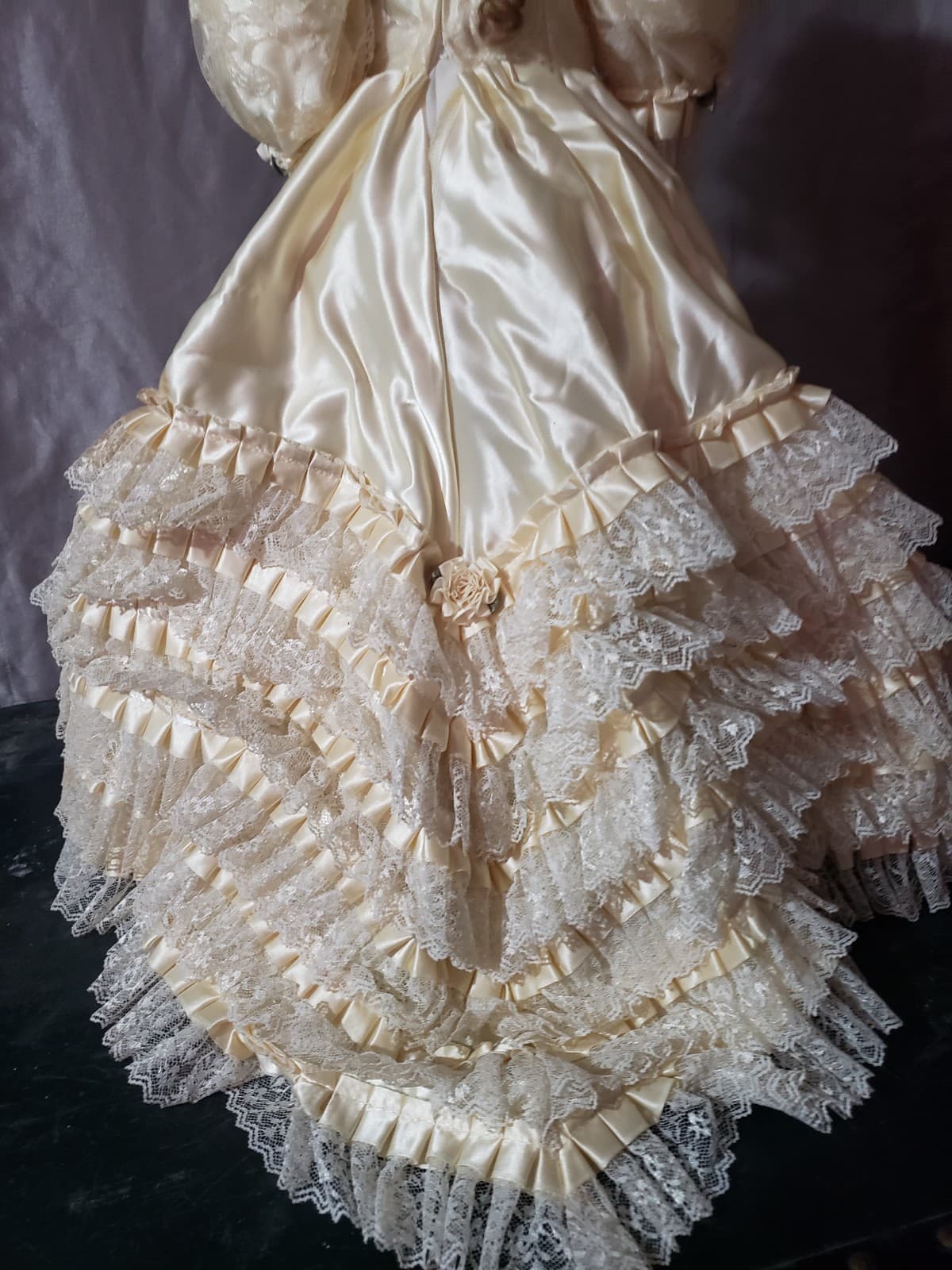 Lady anne "Tiffany" porcelain doll - Thumbnail 7