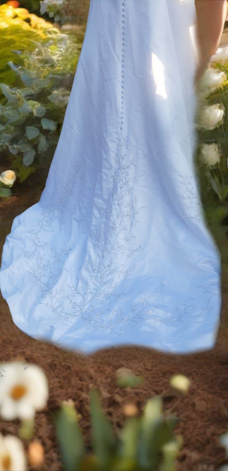 Raylia Wedding Dress. White Silver Color - Thumbnail 6