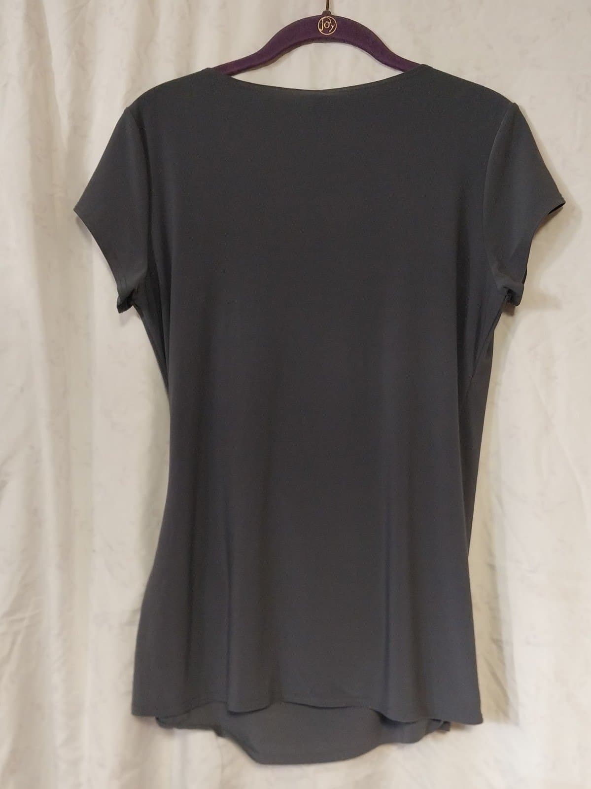 Jason Maxwell Women’s Grey Short Sleeve Blouse With Accent Buckle Size Medium - Thumbnail 2