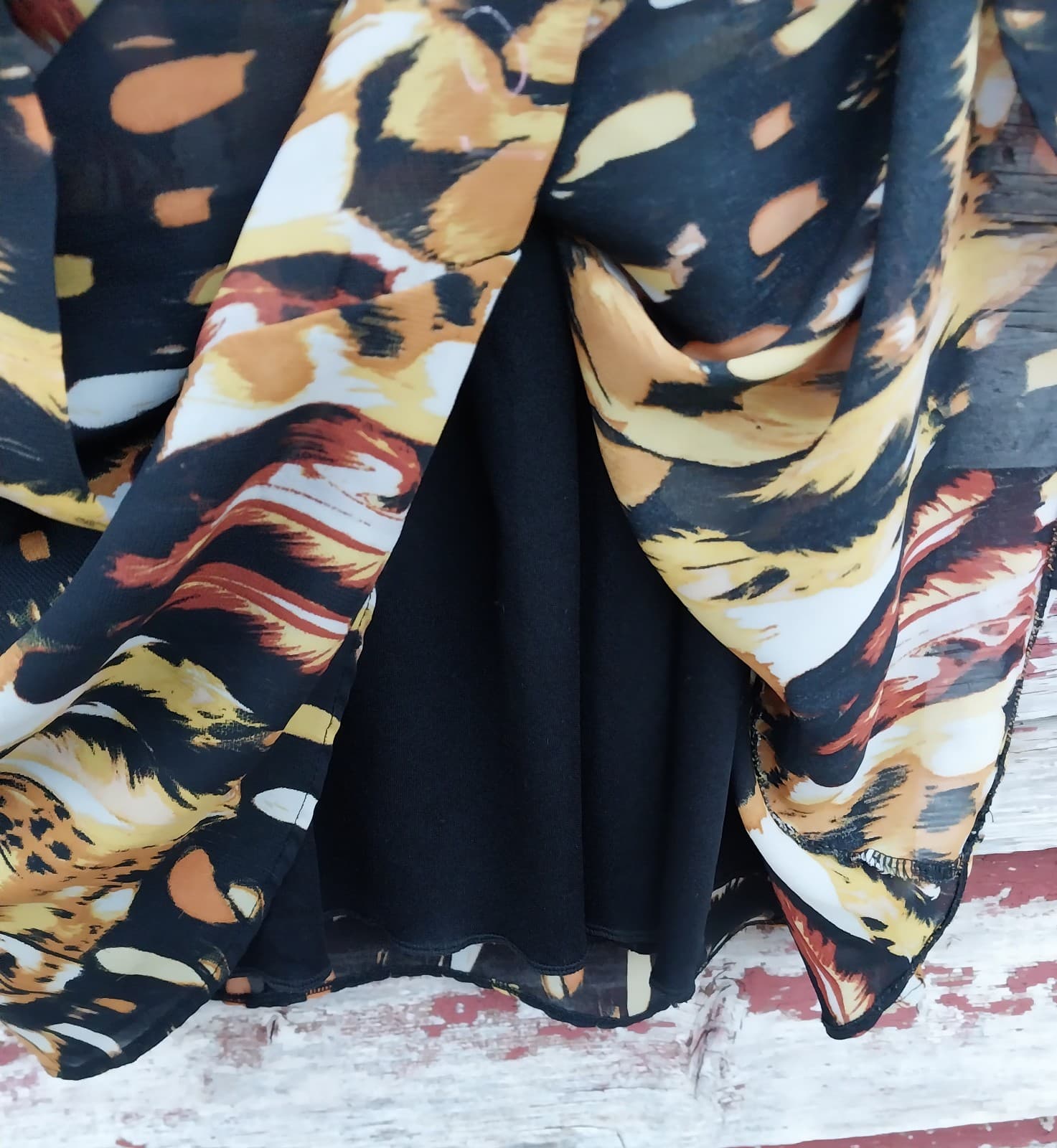 Internacionale Multi Neutral Colored Dress. Size 16 - Thumbnail 5