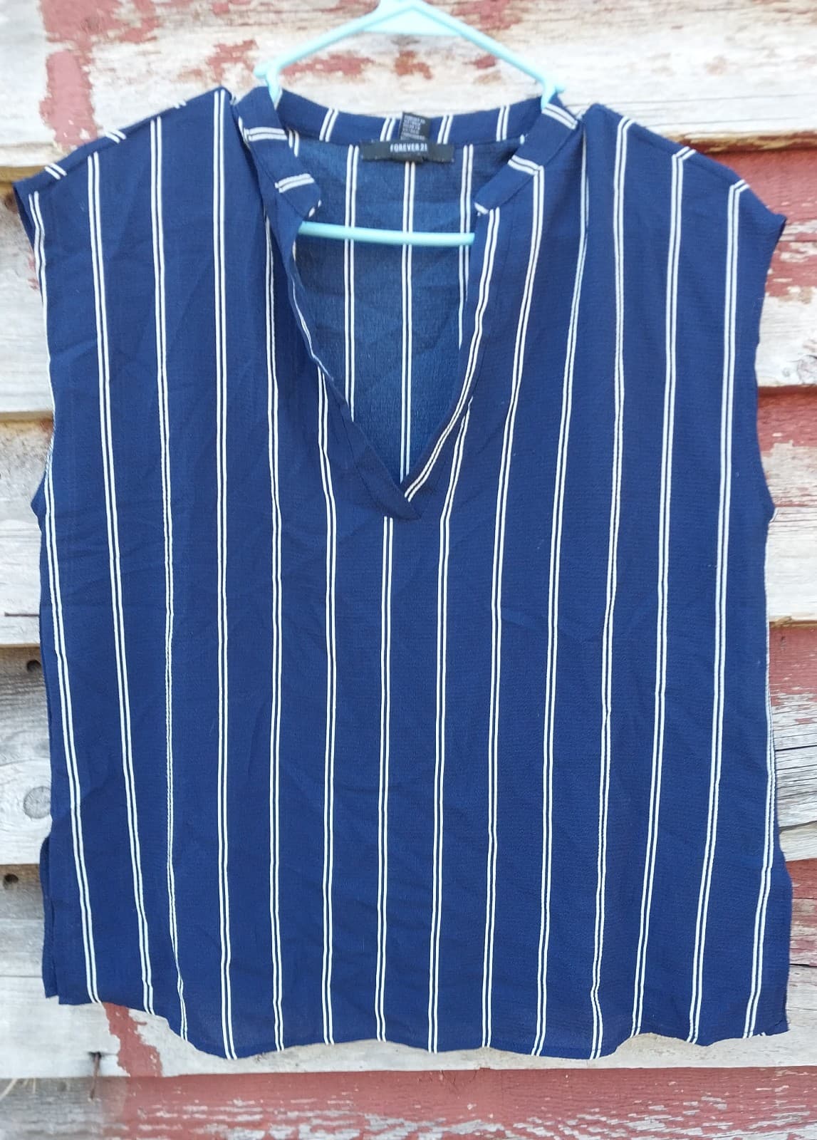 Forever 21 Blue & White Sleeveless Top. Size Small - Thumbnail 2