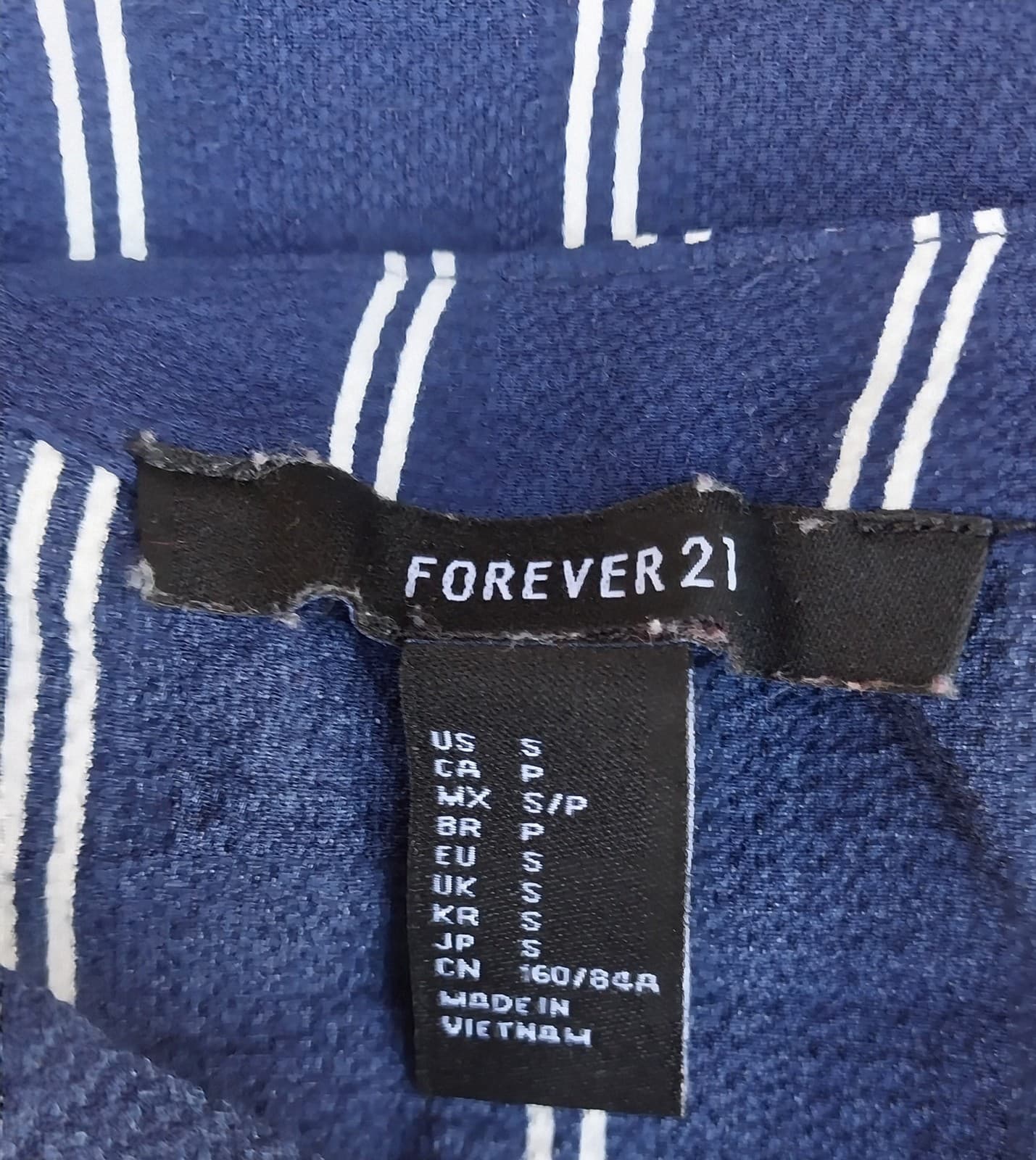 Forever 21 Blue & White Sleeveless Top. Size Small - Thumbnail 4
