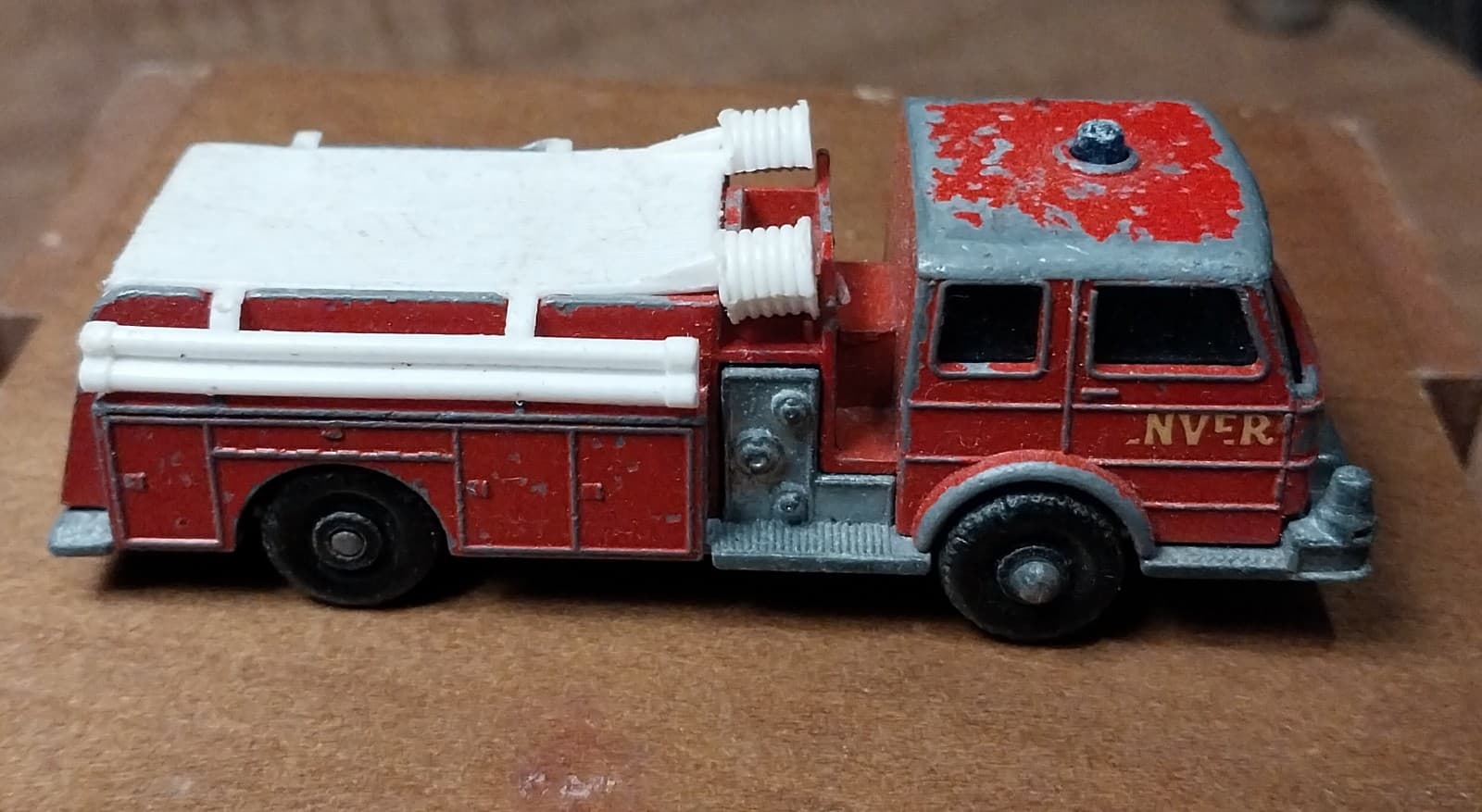 Matchbox Lesney Fire Pumper Truck No 29 (1966-69) - Thumbnail 2