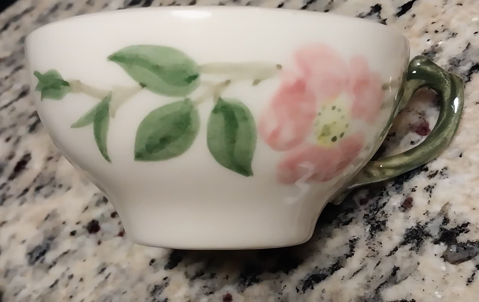 7 Franciscian Desert Rose Tea Cups. - Thumbnail 3