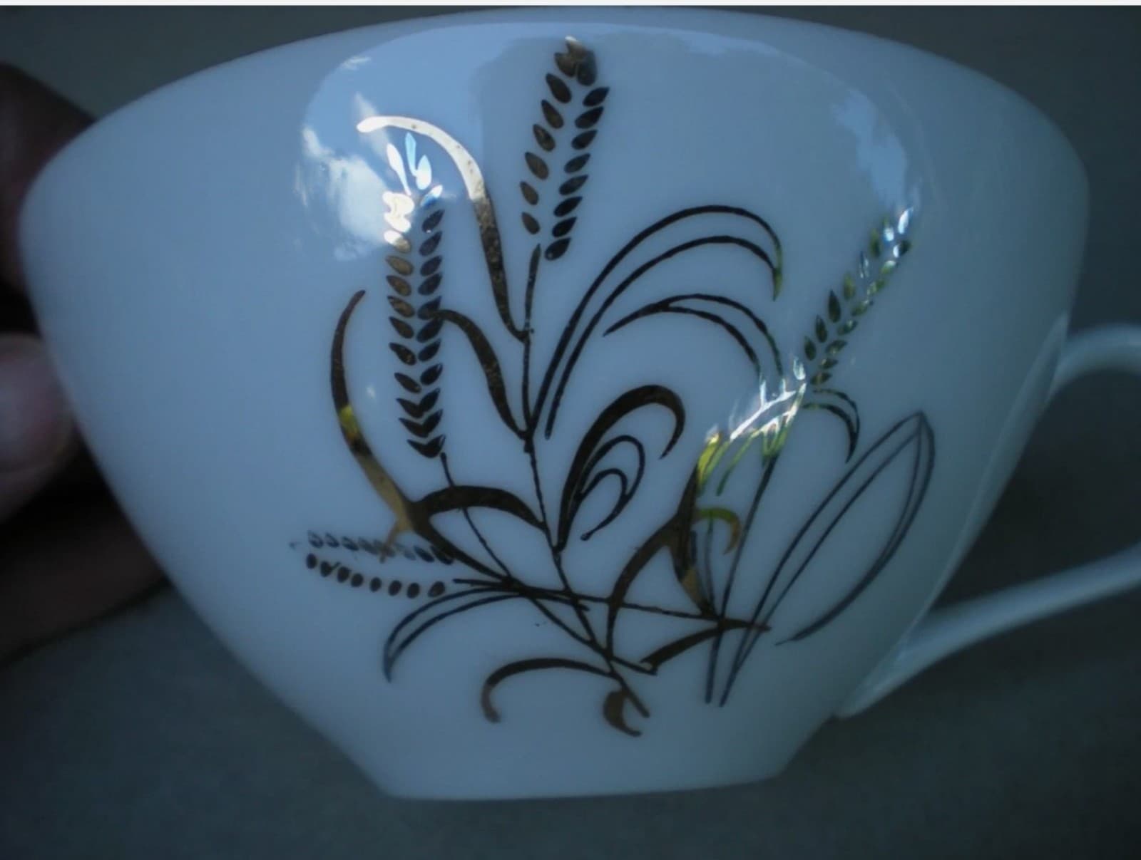 4 Summit Golden Wheat Fine China Coffee/Tea Cups. Made in Japan - Image 1