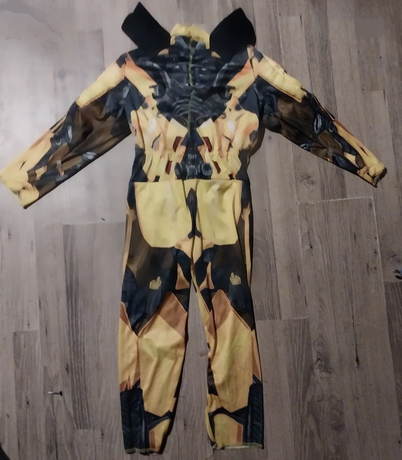 Transformers Bumblebee Muscle Costume Kids Size 6-7 - Thumbnail 2