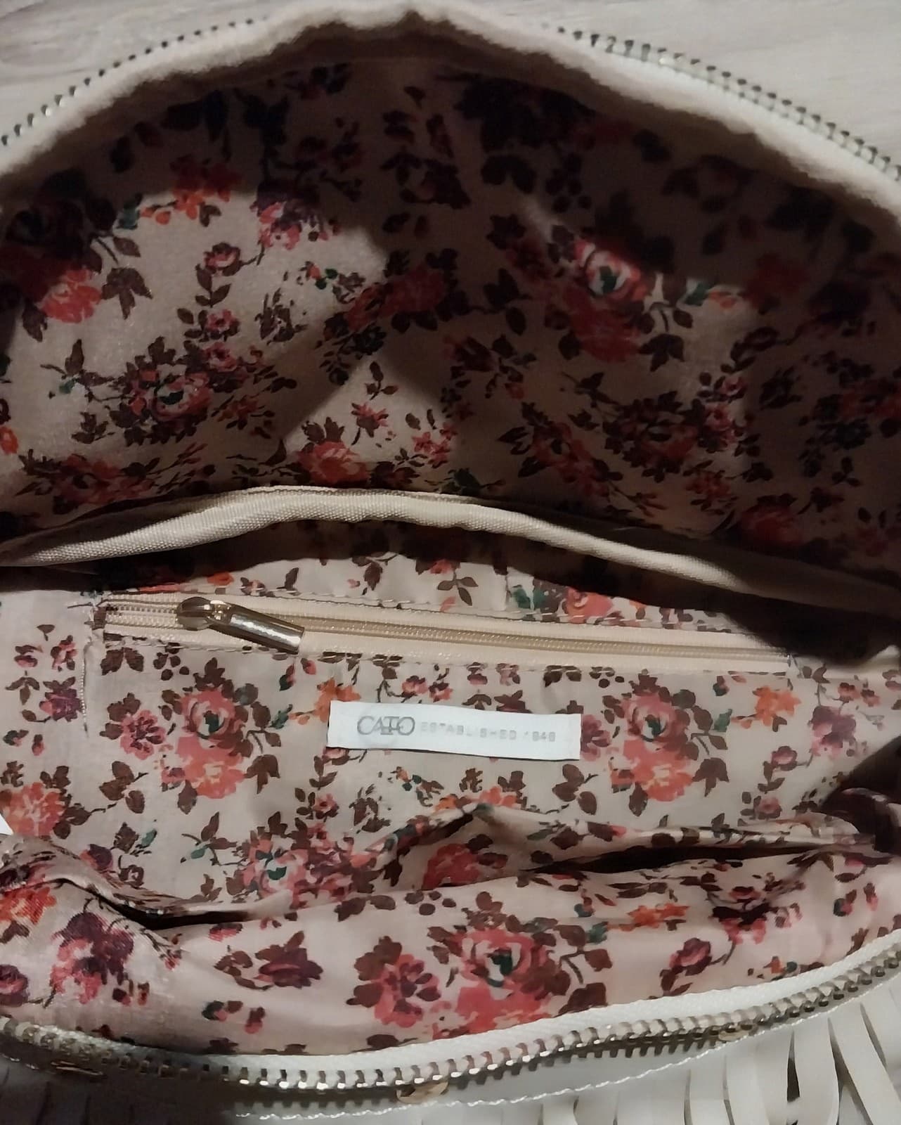 Cato Fringe Bag. Color Is Beige. New - Thumbnail 2