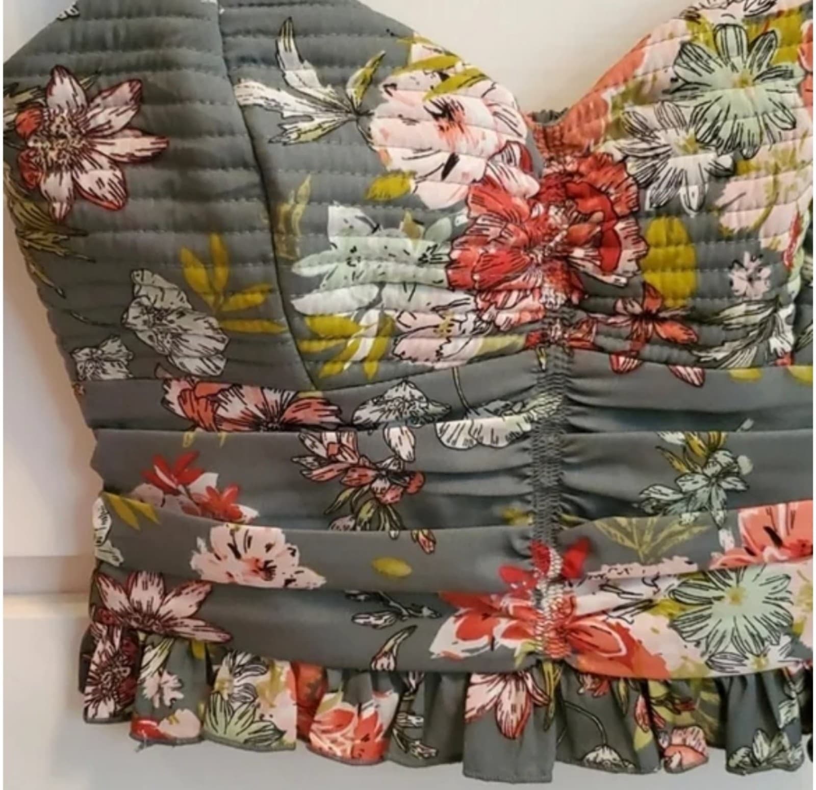 BOG Collective Boho Smocked Floral Crop Top Large - Thumbnail 3