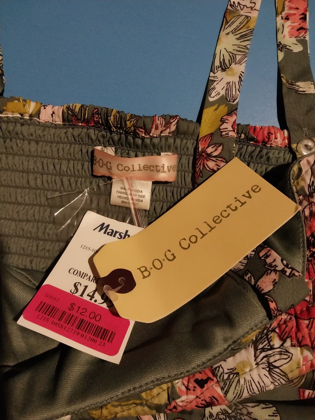 BOG Collective Boho Smocked Floral Crop Top Large - Thumbnail 5