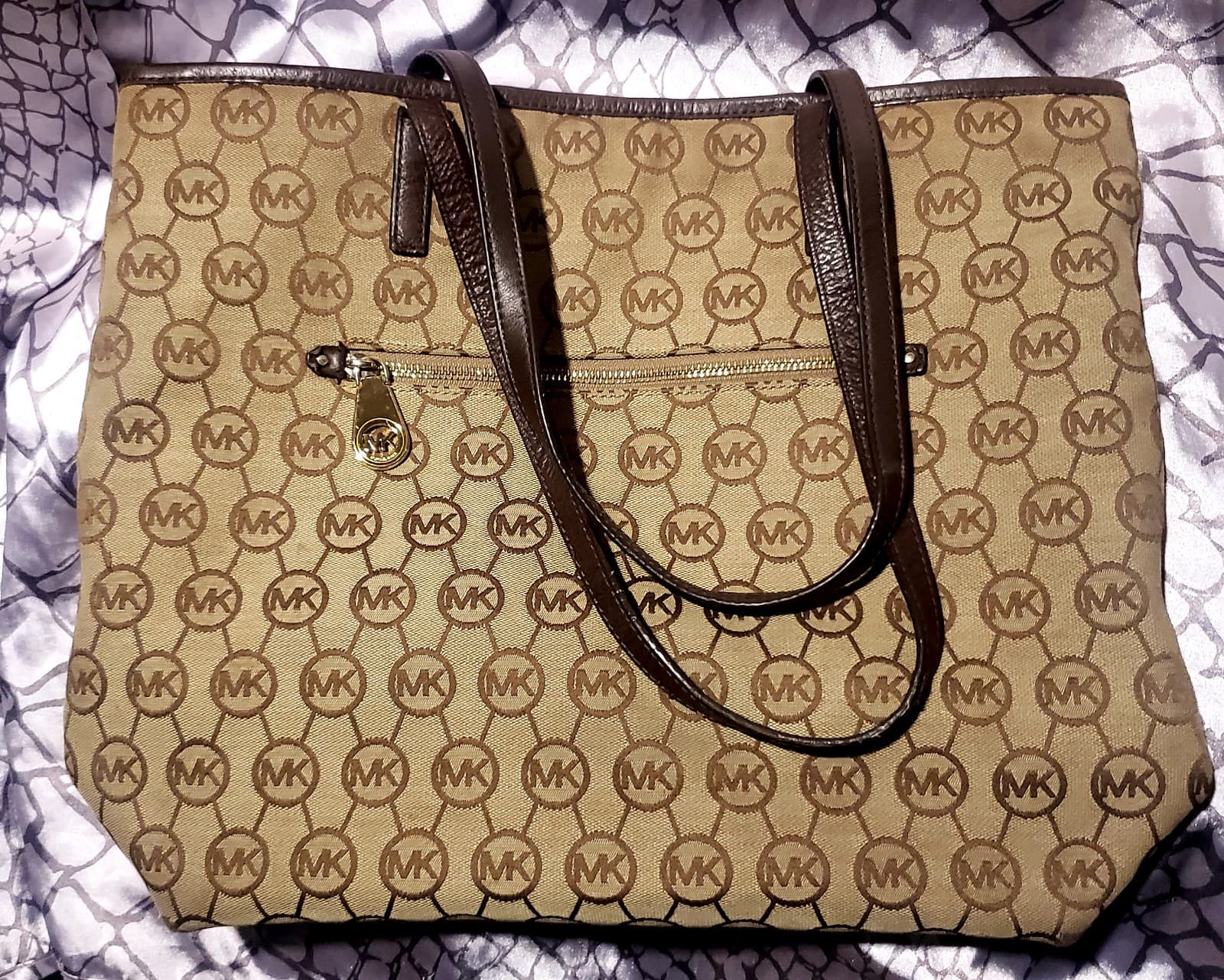 Michael Kors Handbag. Monogrammed Purse. Previously loved - Image 1