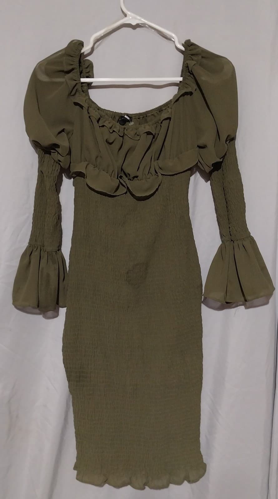 Fashion Nova Kiss Me Smocked Midi Dress - Olive - Thumbnail 4