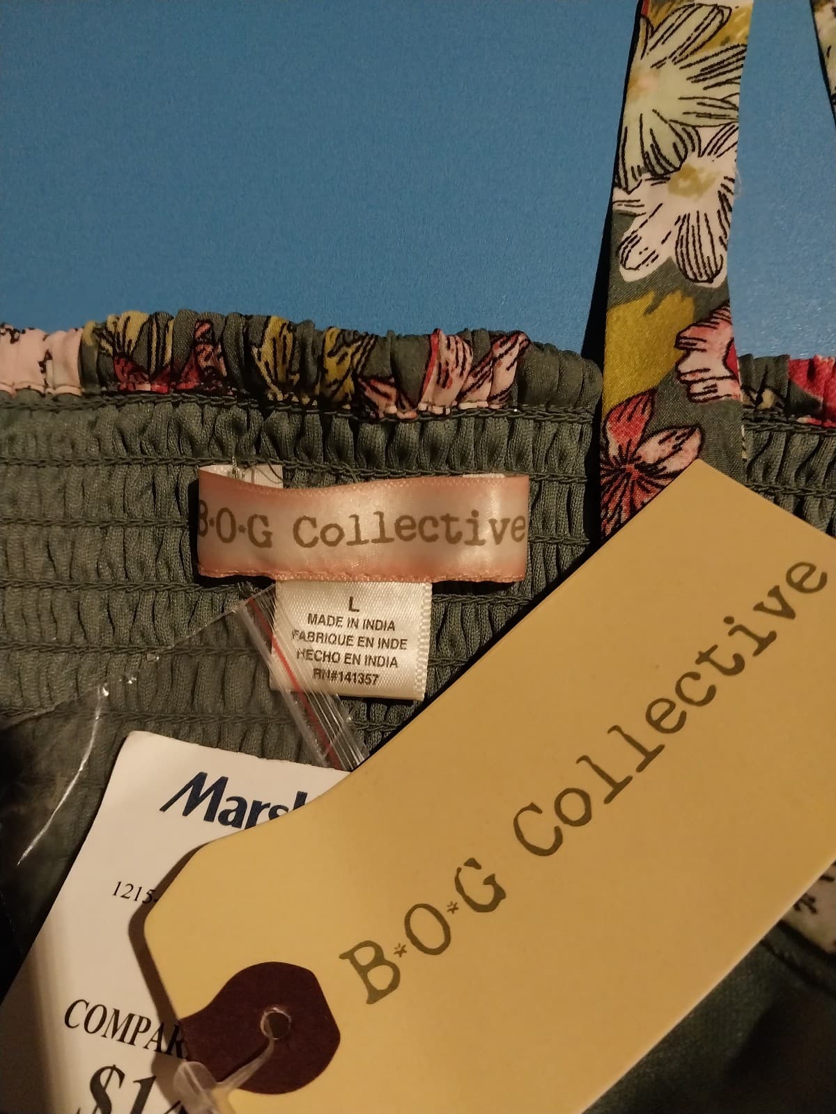 BOG Collective Boho Smocked Floral Crop Top Large - Thumbnail 6