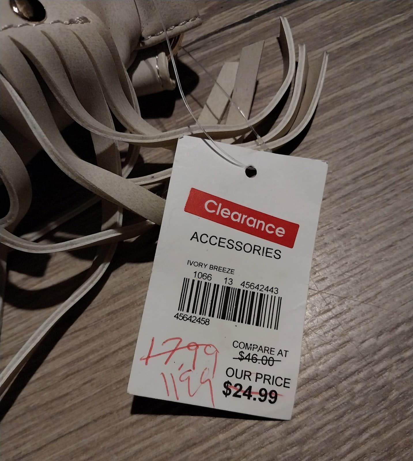 Cato Fringe Bag. Color Is Beige. New - Thumbnail 6