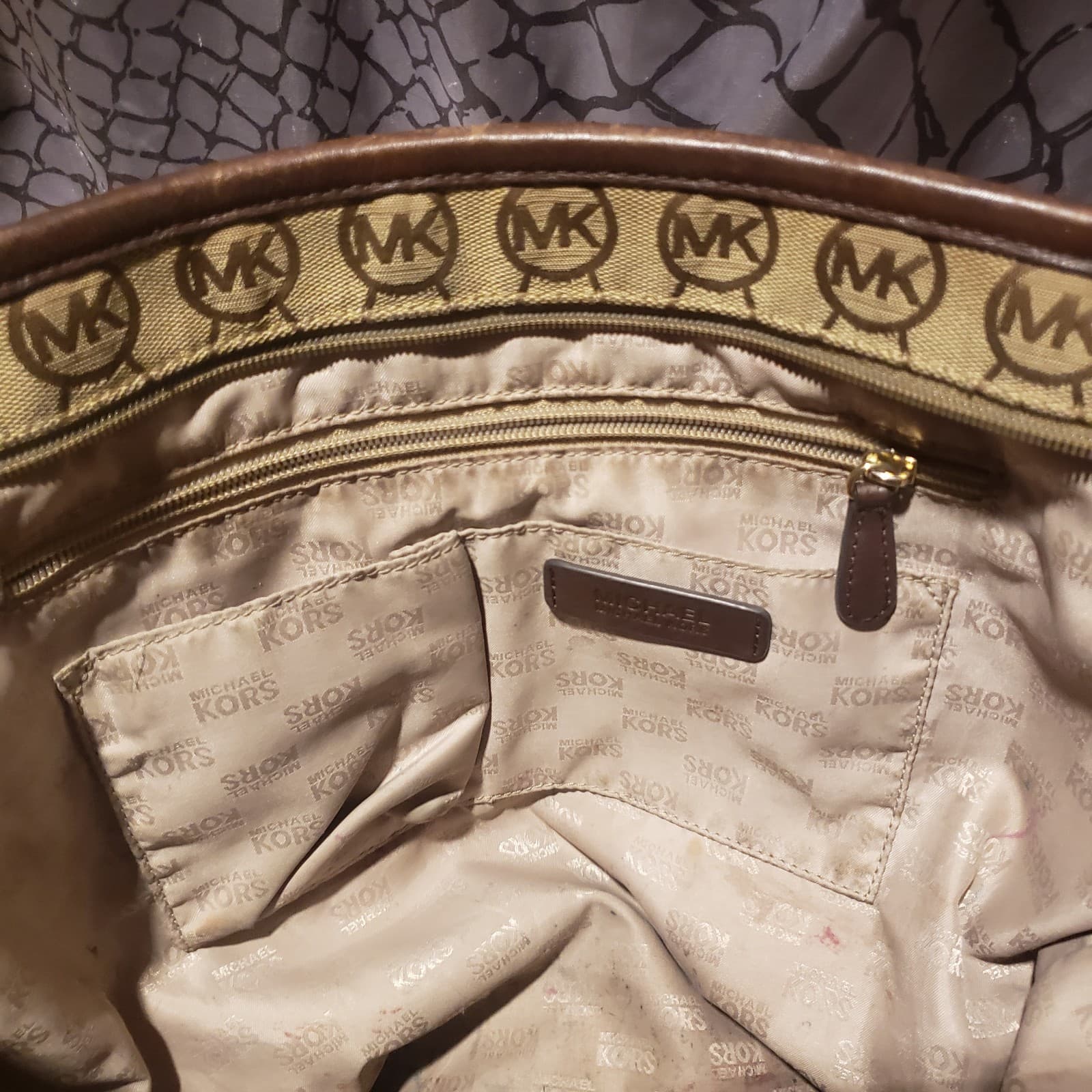 Michael Kors Handbag. Monogrammed Purse. Previously loved - Thumbnail 4