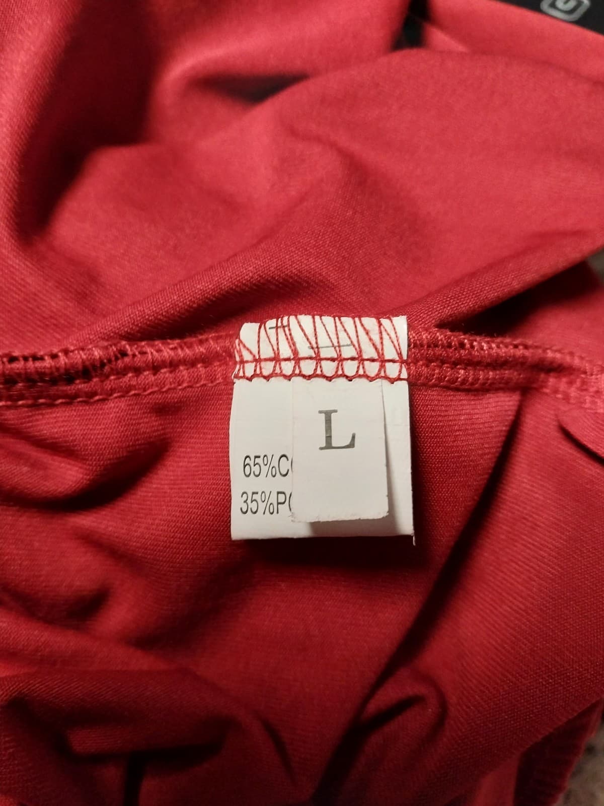 Red short dress. Low cut back. - Thumbnail 4