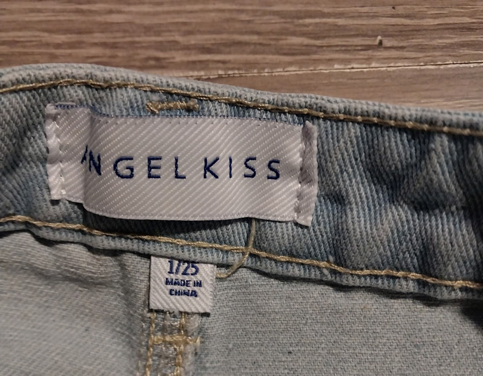 Angel Kiss Juniors Denim Pleated Mini Skorts. Junior Size 2. Waist 25" - Thumbnail 3