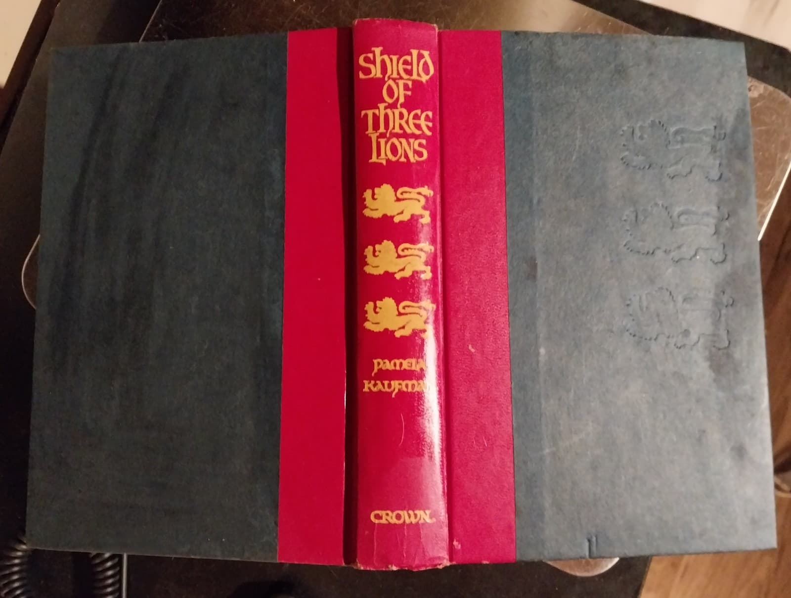 Vintage 1983 "Shields of Three Lions" By Pamela Kaufman|Medieval Historical Fict - Image 1