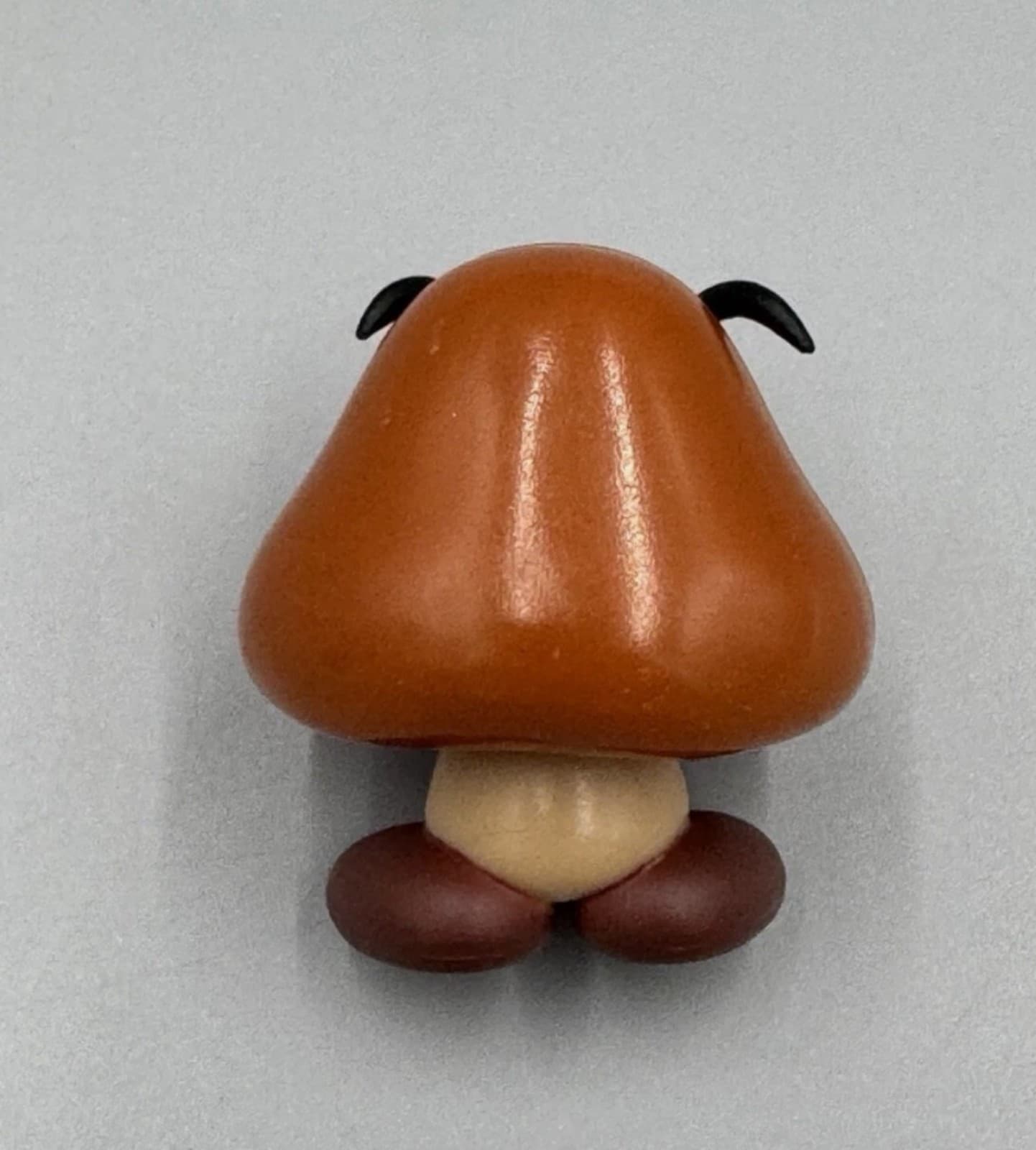 World Of Nintendo Small 1.5” Brown Goomba Mushroom Figure JAKKS - Thumbnail 2
