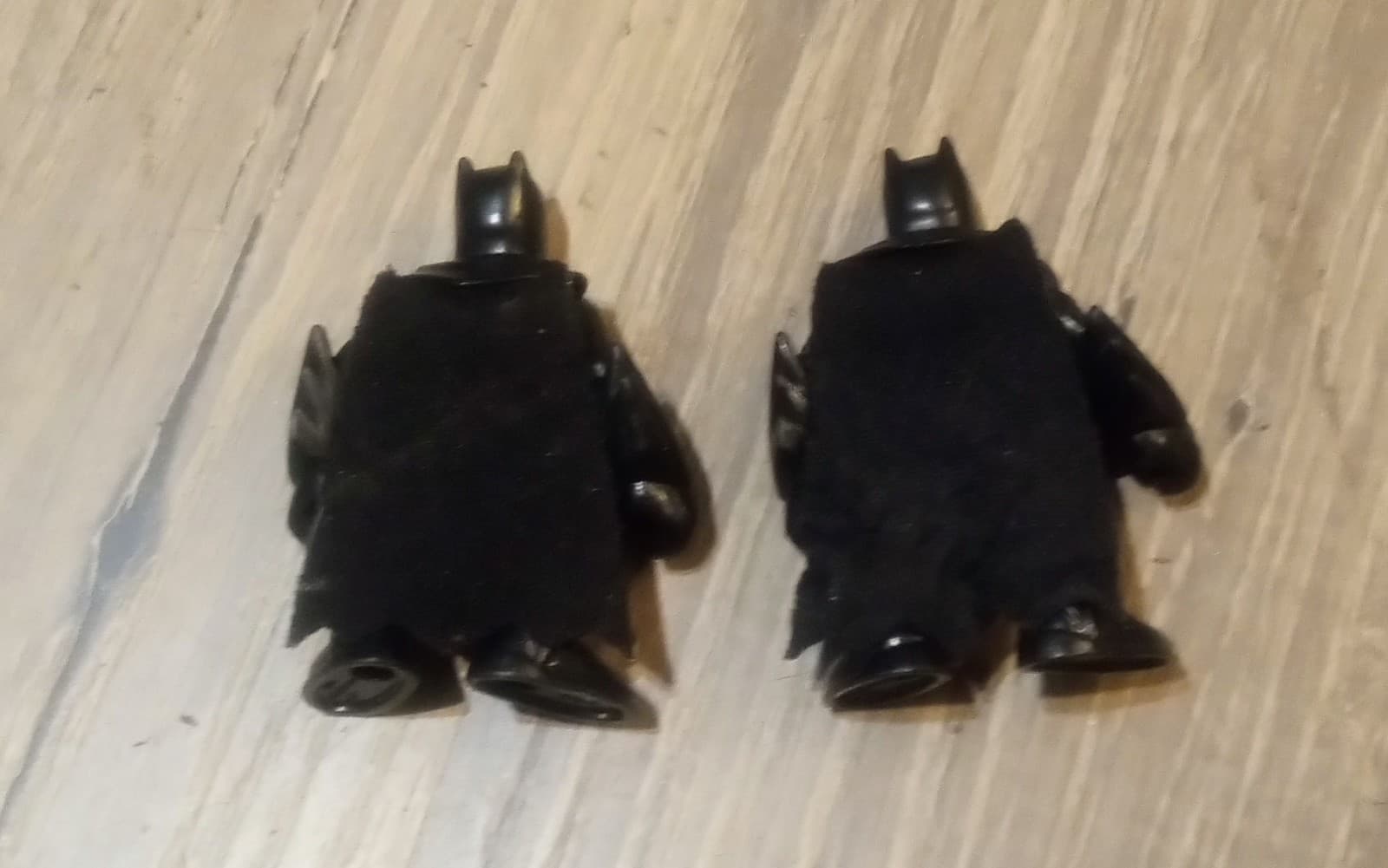 2 Batman Action Figures Imaginext DC Black Suit 2.75" - Thumbnail 2