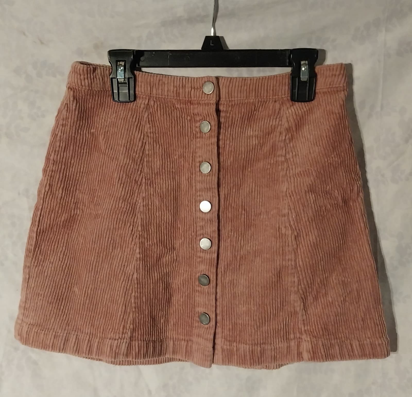 Forever 21 Women’s Button Down Corduroy Mini Skirt Dusty Rose Size Small - Image 1