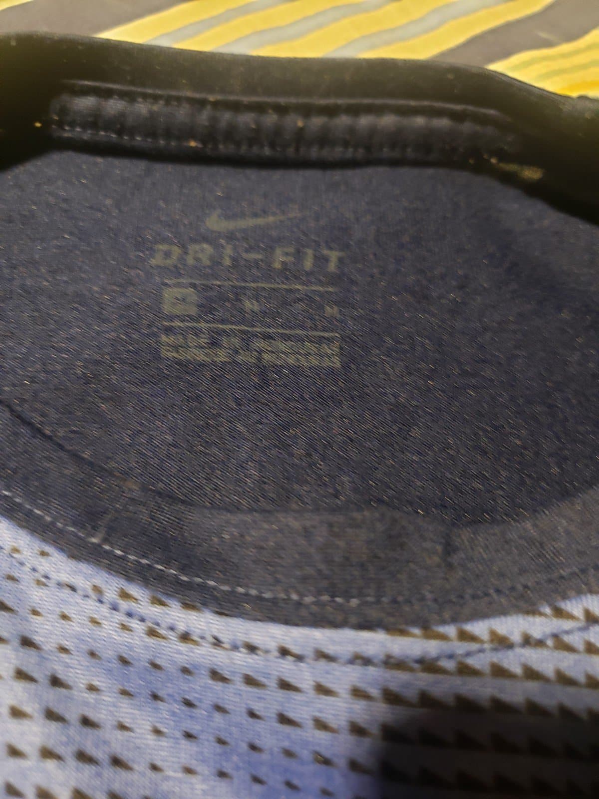 Nike Blue Shirt. Medium - Thumbnail 3