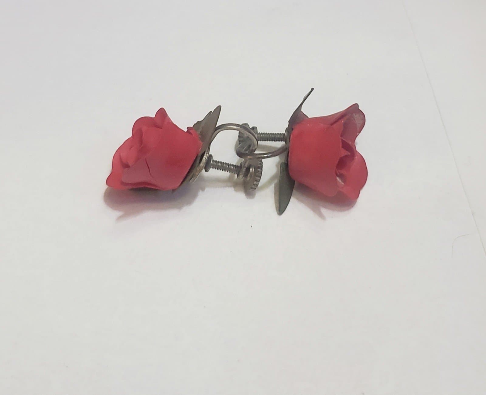 Vintage Red Rose Earrings 1950s Screw Backs - Thumbnail 4