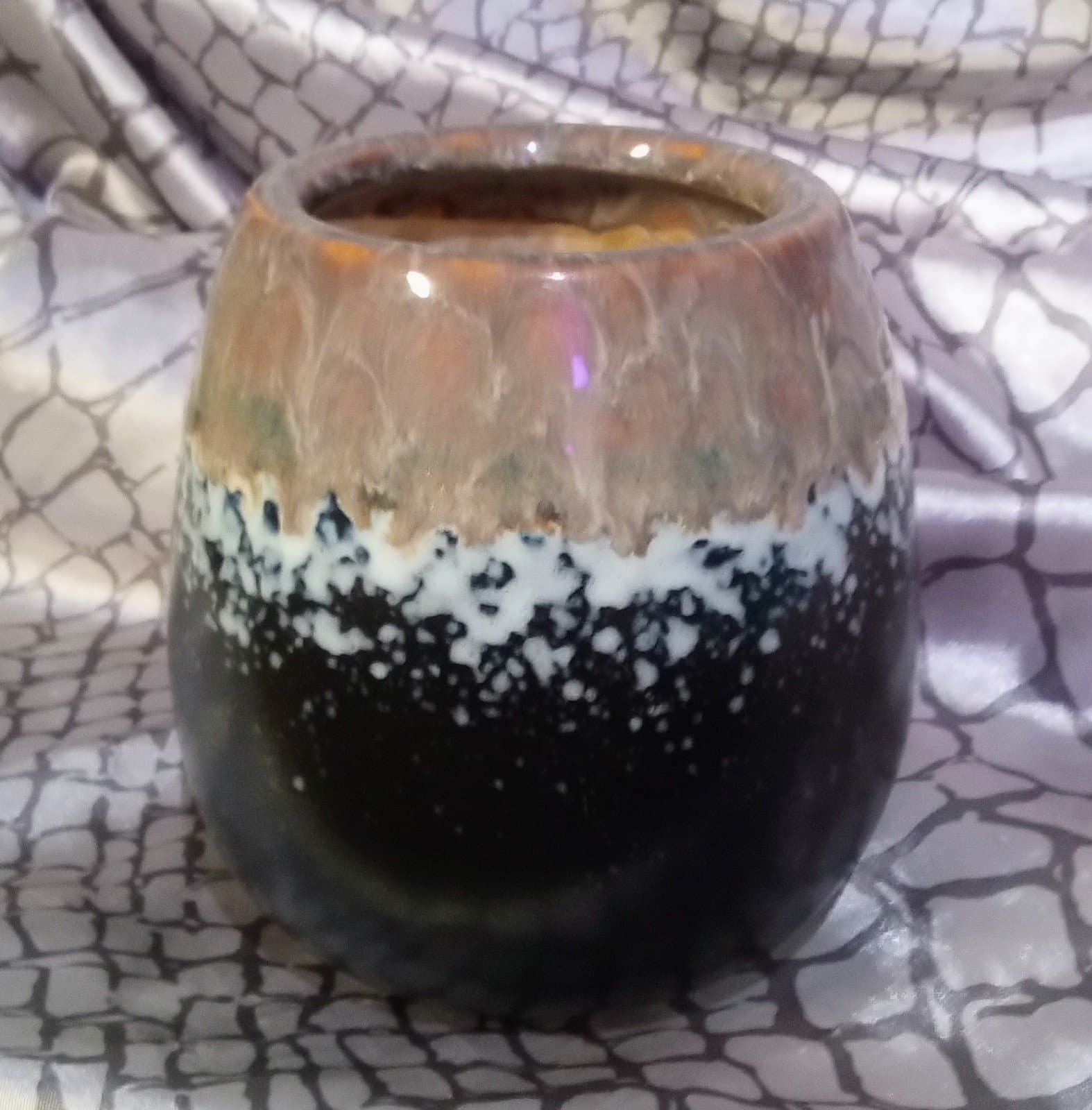 Vintage Blue And Beige Vase. 6" Tall - Thumbnail 3