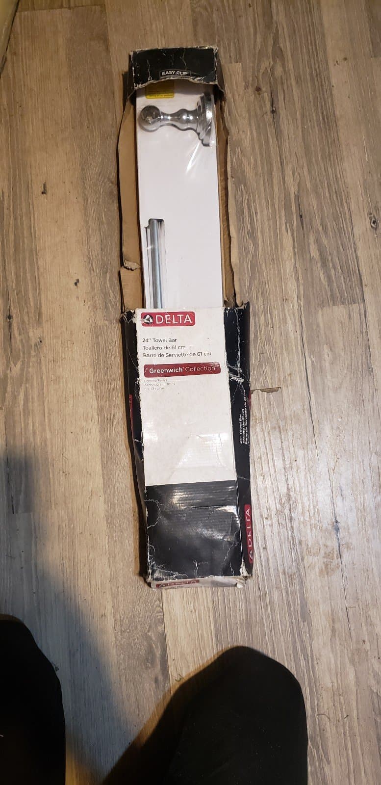 Delta Greenwich 24 In. Towel Bar in Polished Chrome 138269 - Image 1