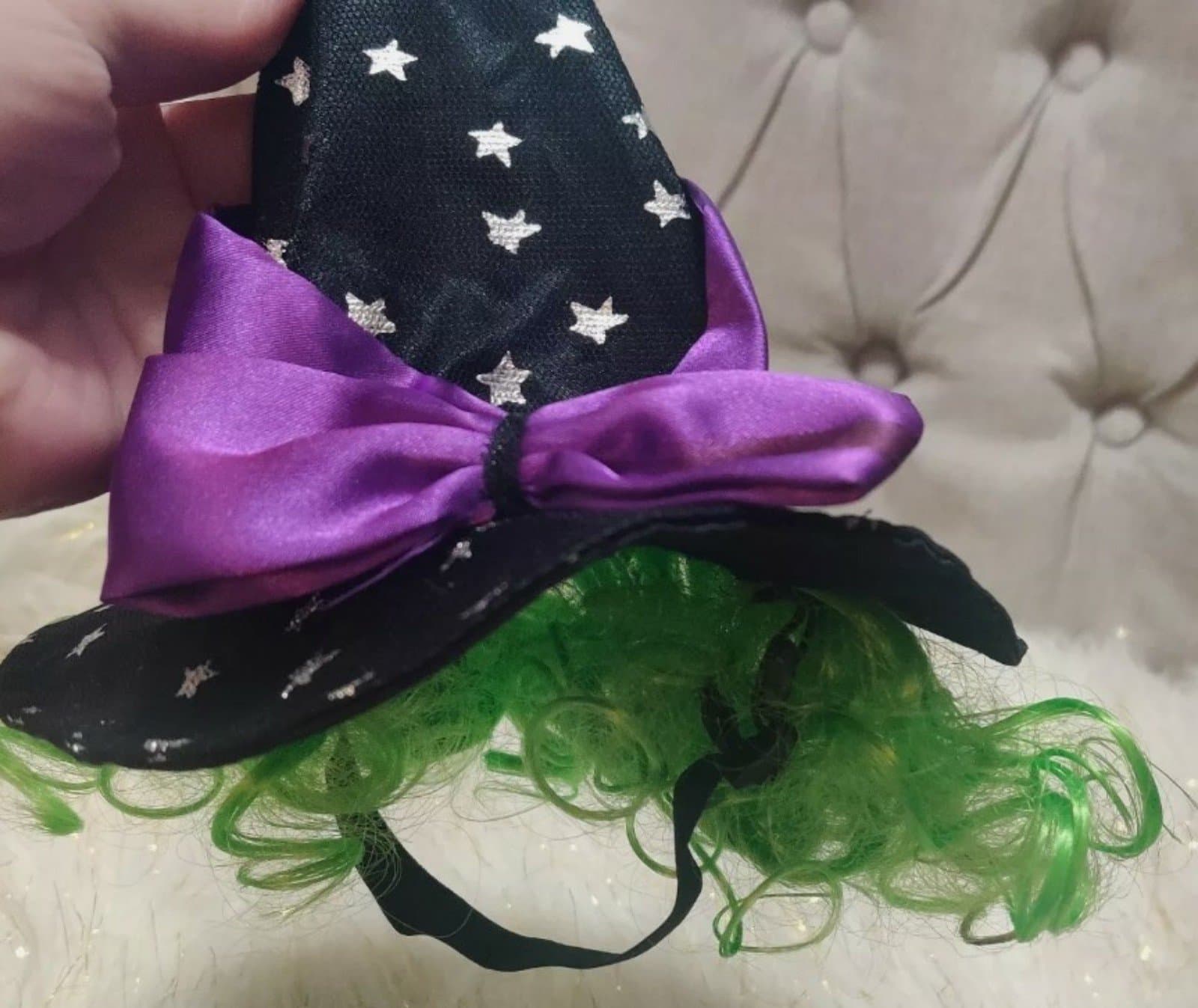 Rubies Pet Witch Hat with Green Hair Size S/M. Not used. - Thumbnail 4