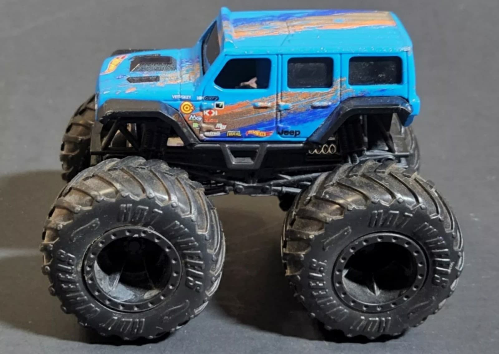 Hot Wheels Monster Truck - JEEP WRANGLER 1:64 Blue - Thumbnail 2